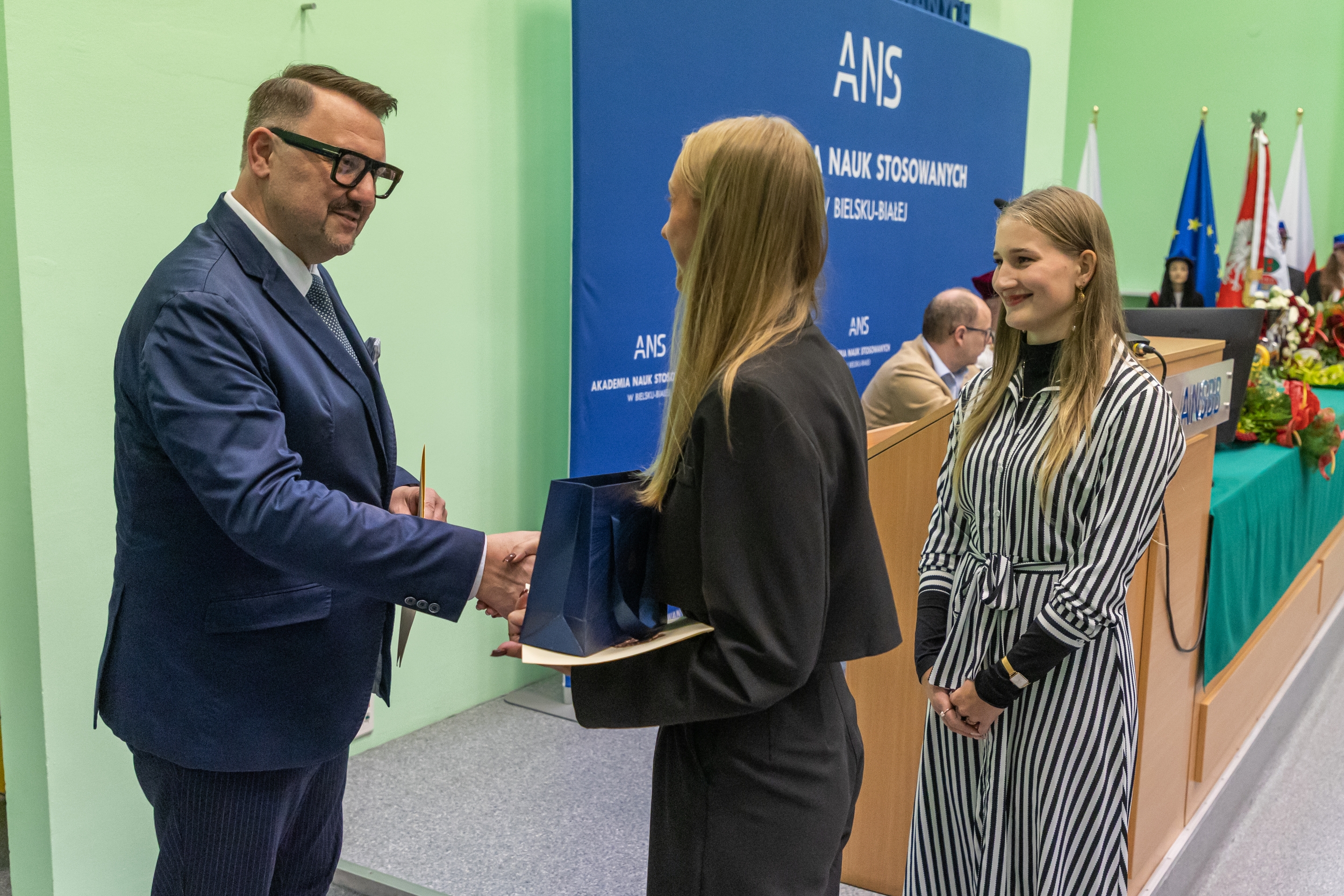 Na zdjęciu uczestnicy inauguracji