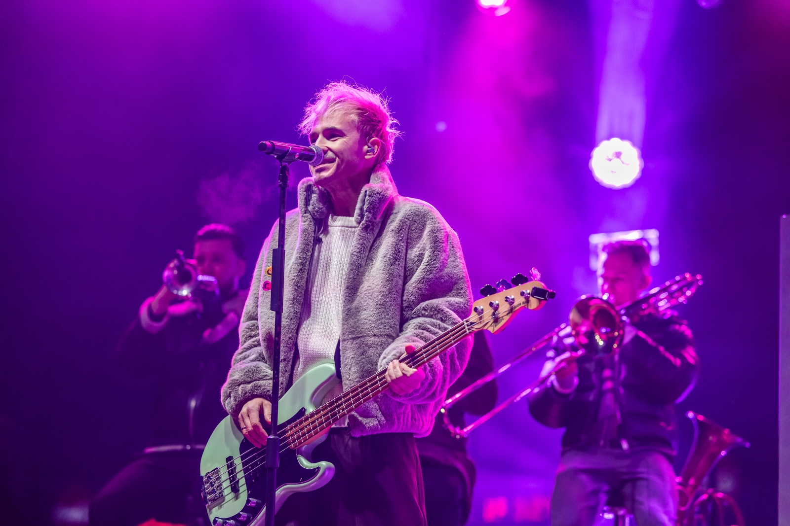 na zdjęciu osoby podczas Świąt na Starówce