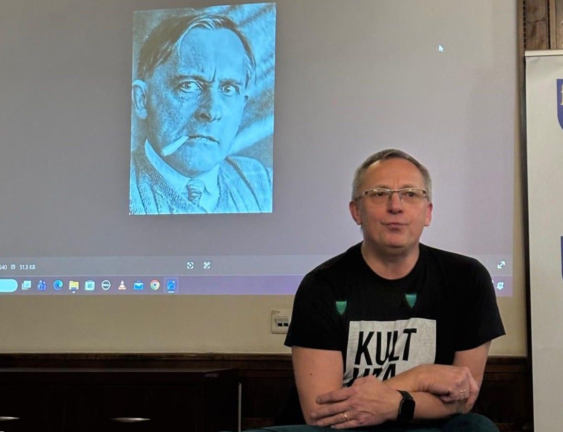 Na zdjęciu promocja książki Witkacego granice 