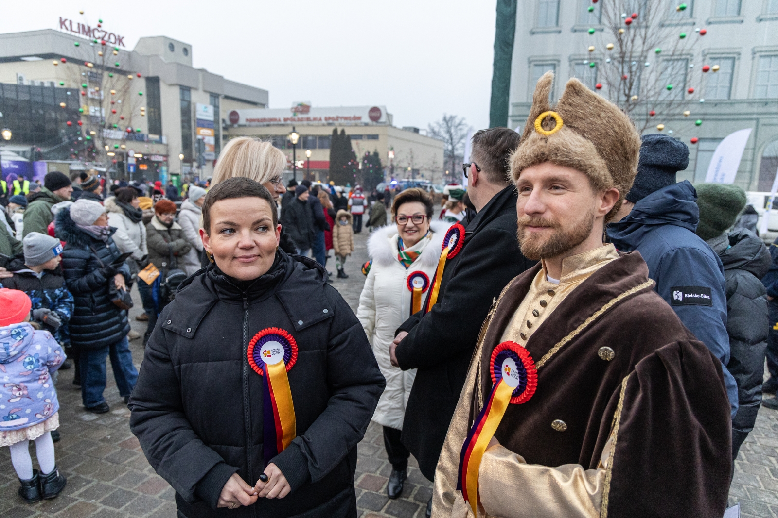 na zdjęciu osoby podczas otwarcia PSK