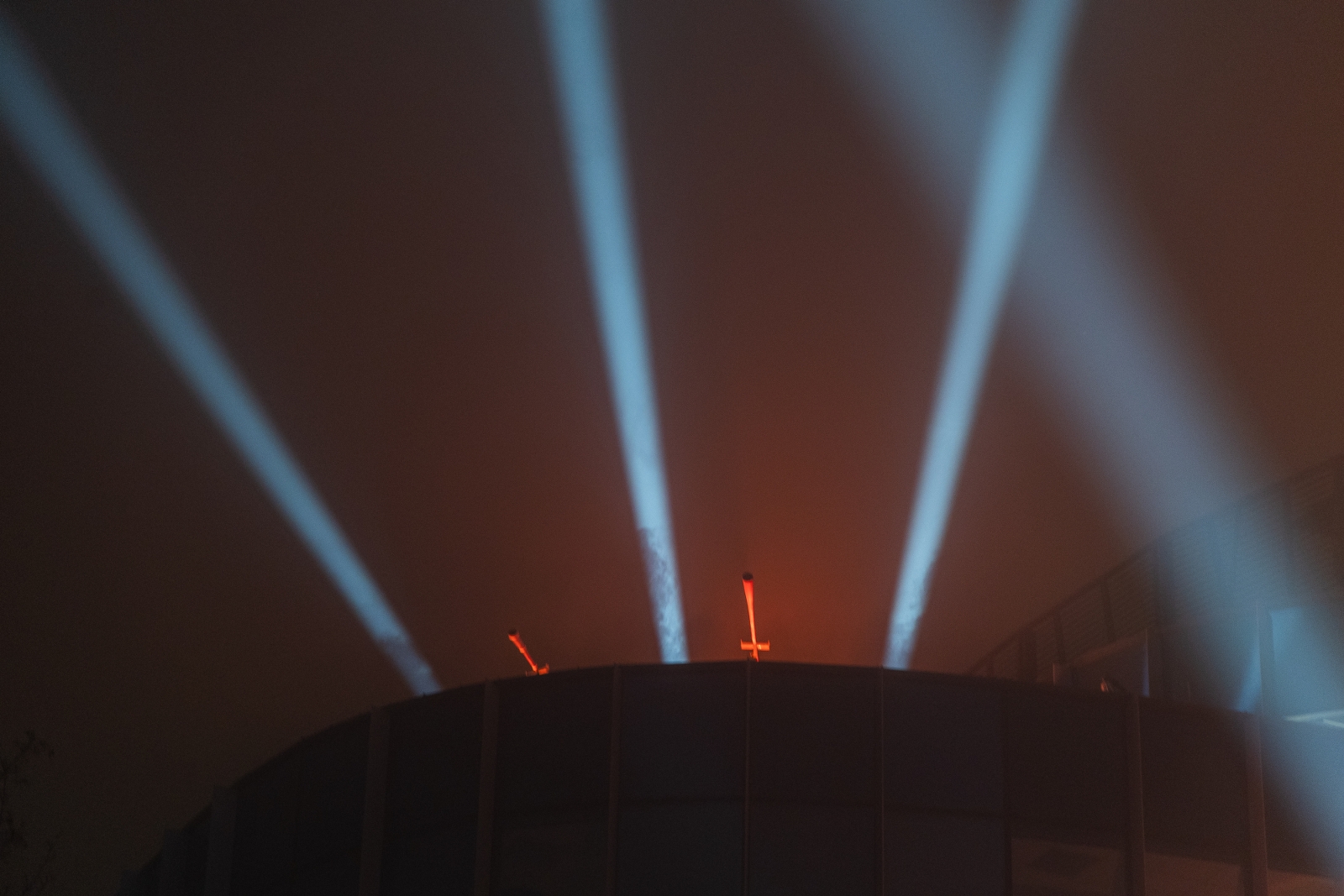 na zdjęciu osoby podczas otwarcia PSK