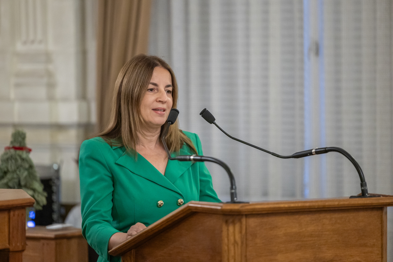 na zdjęciu osoby podczas spotania