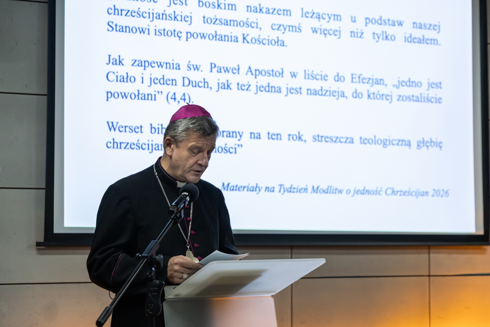 na zdjęciu osoby podczas maratonu