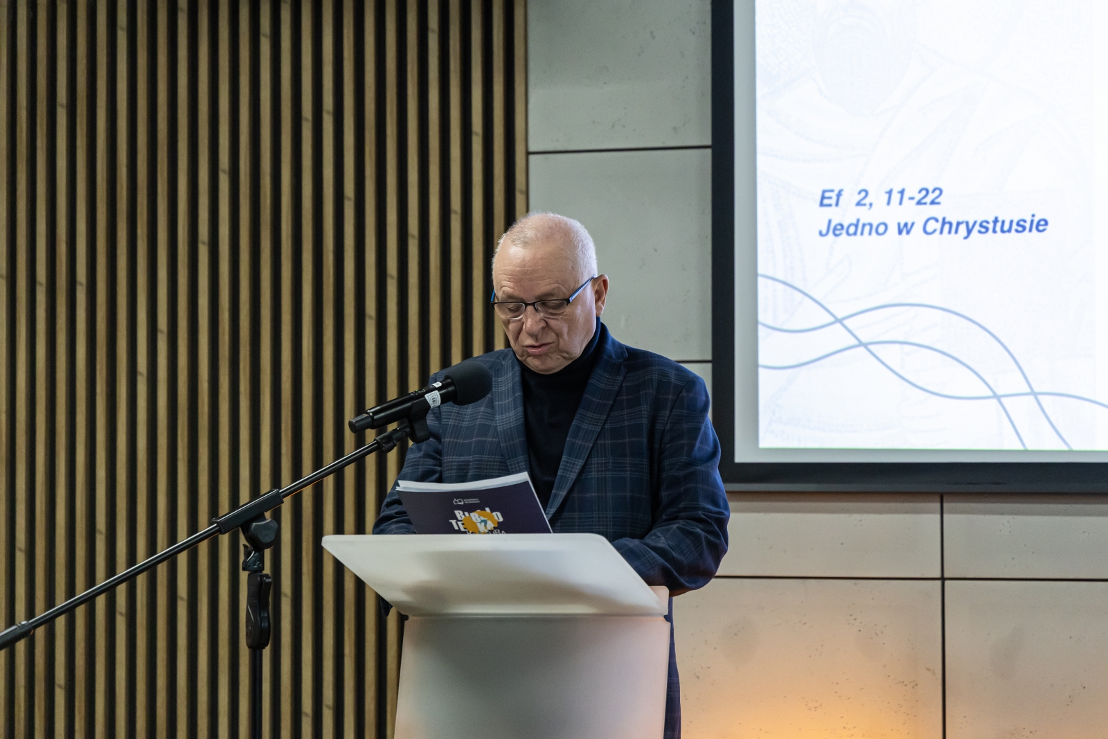 na zdjęciu osoby podczas maratonu