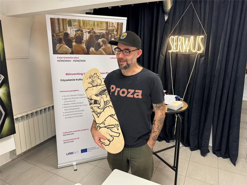 Zdjęcie przedstawiające osobę w Punkcie 11.