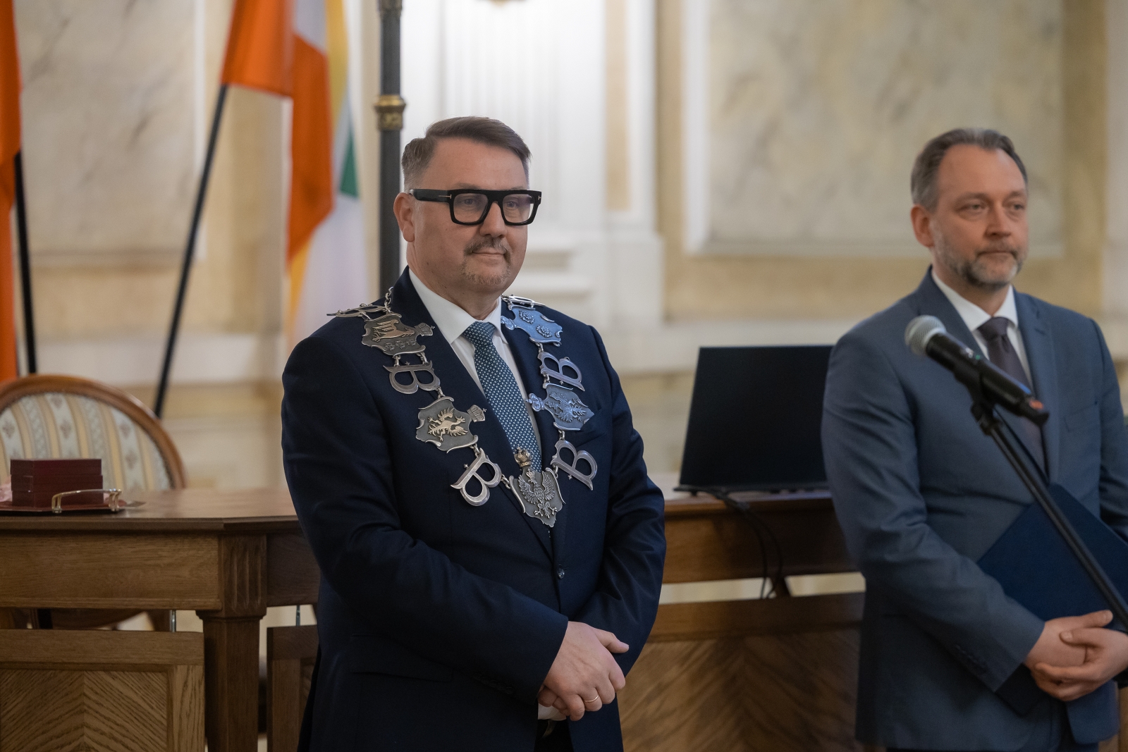 na zdjęciu osoby podczas ceremonii