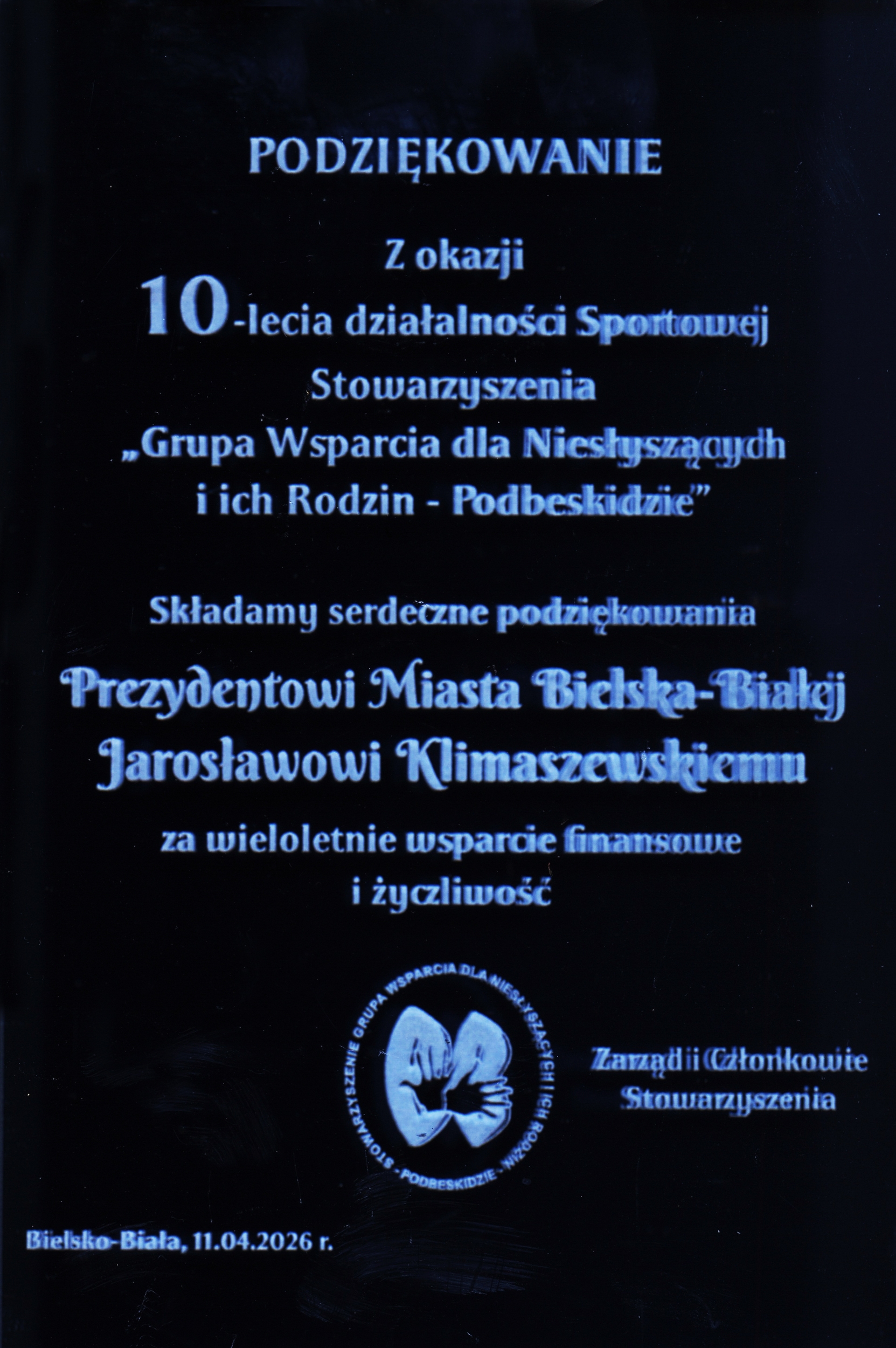 na zdjęciu osobo podczas zawodów