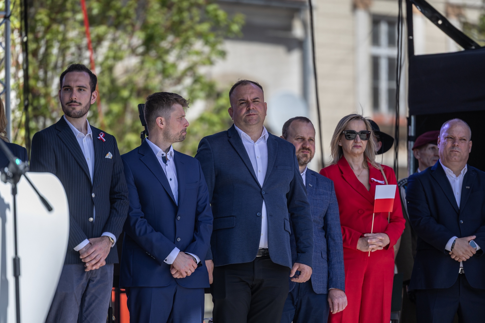 na zdjęciu osoby podczas uroczystości