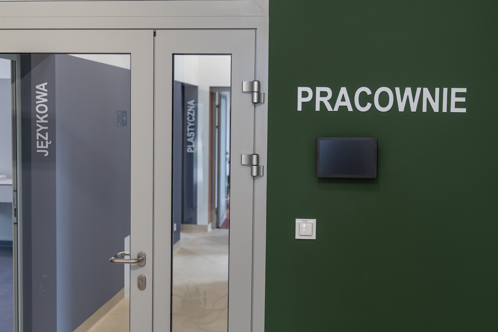 na zdjęciu nowy dom kultury