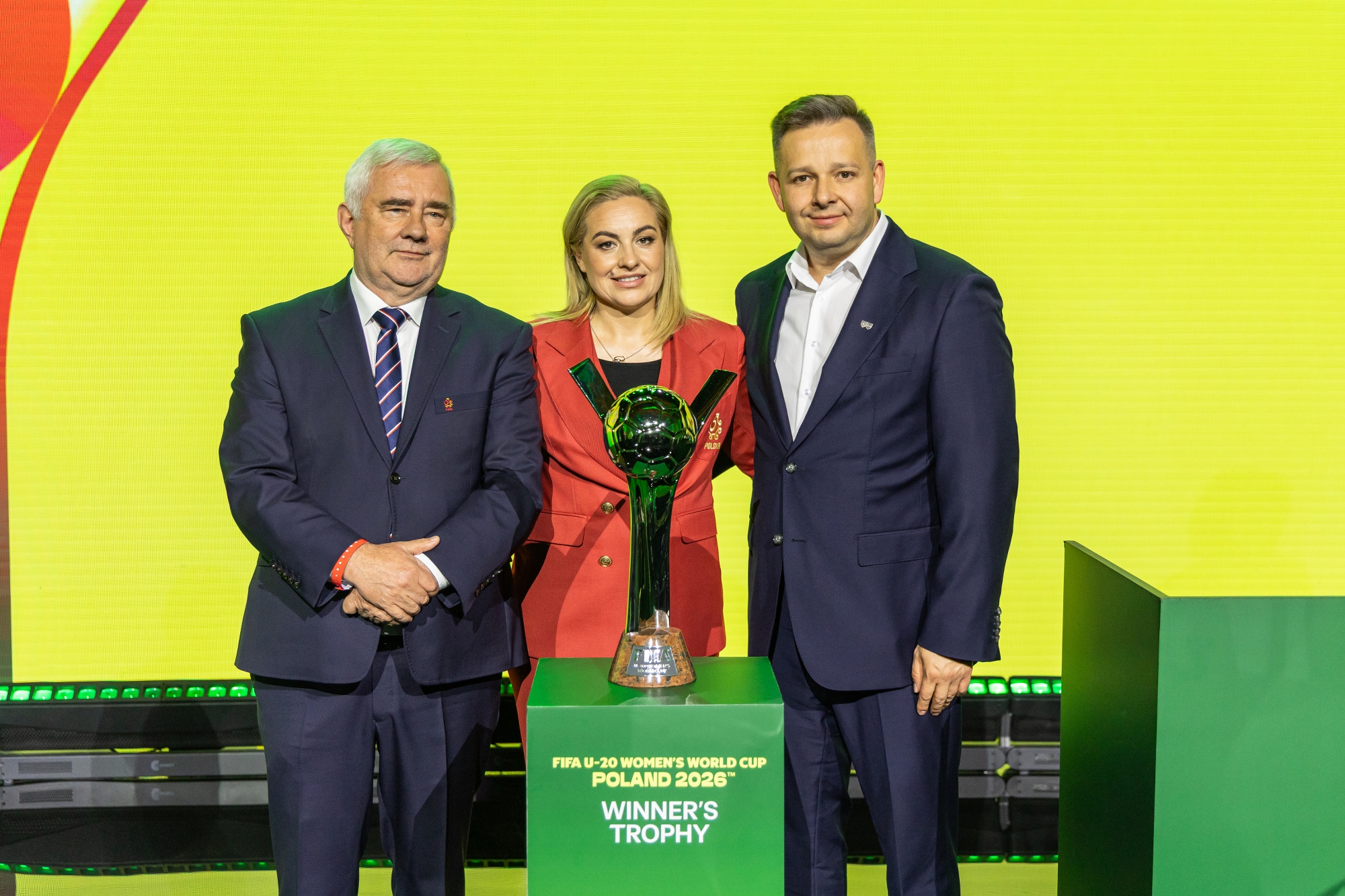 na zdjęciu uroczystość losowania