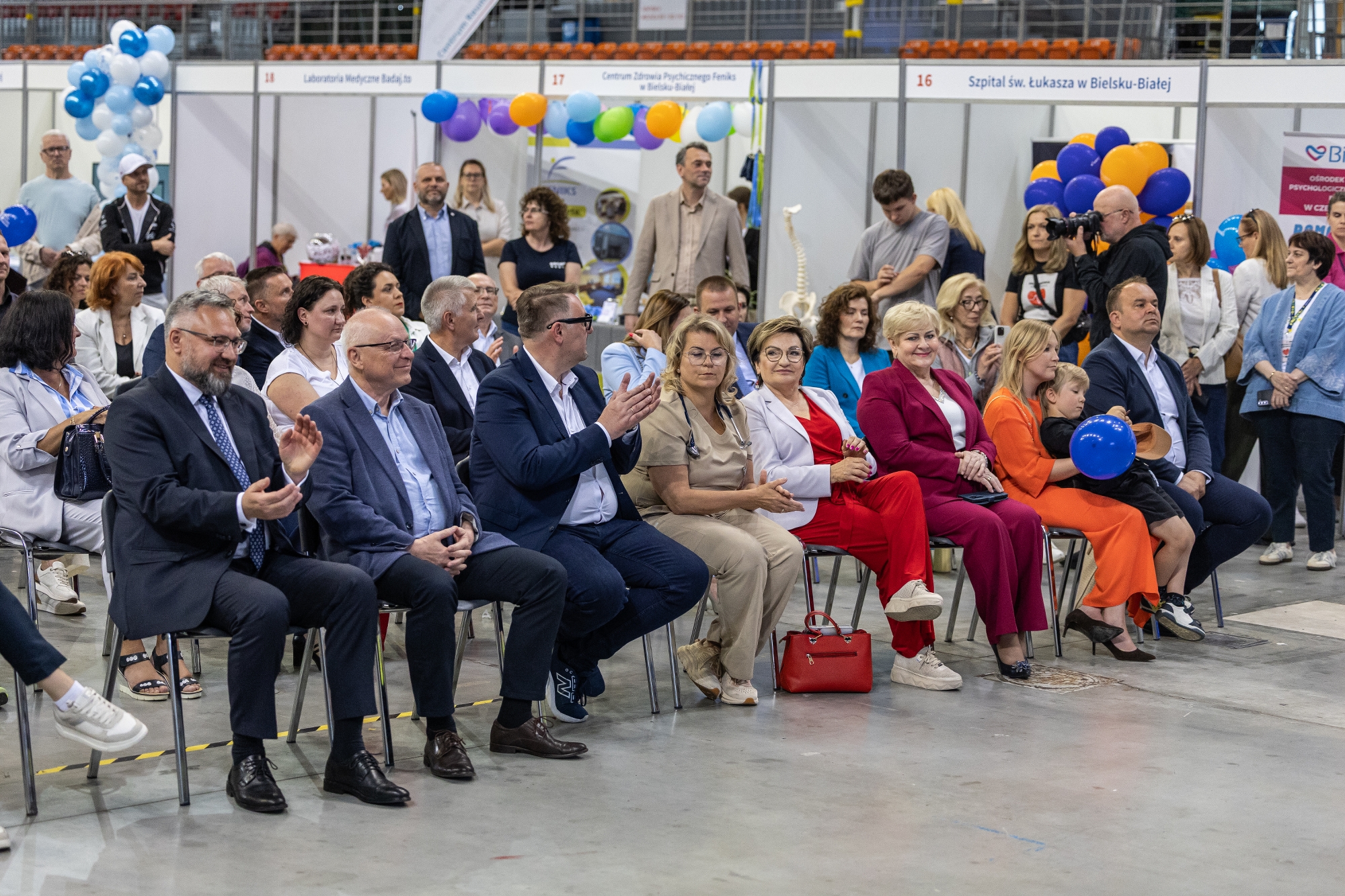 na zdjęciu osobo podczas Dni Zdrowia w hali