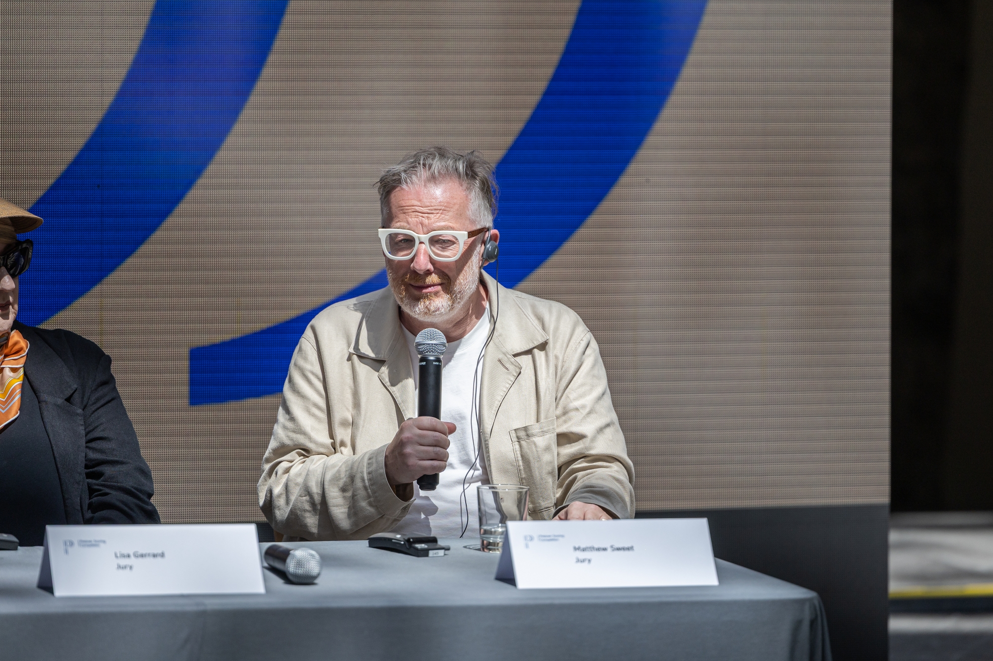 na zdjęciu osoby podczas konferencji