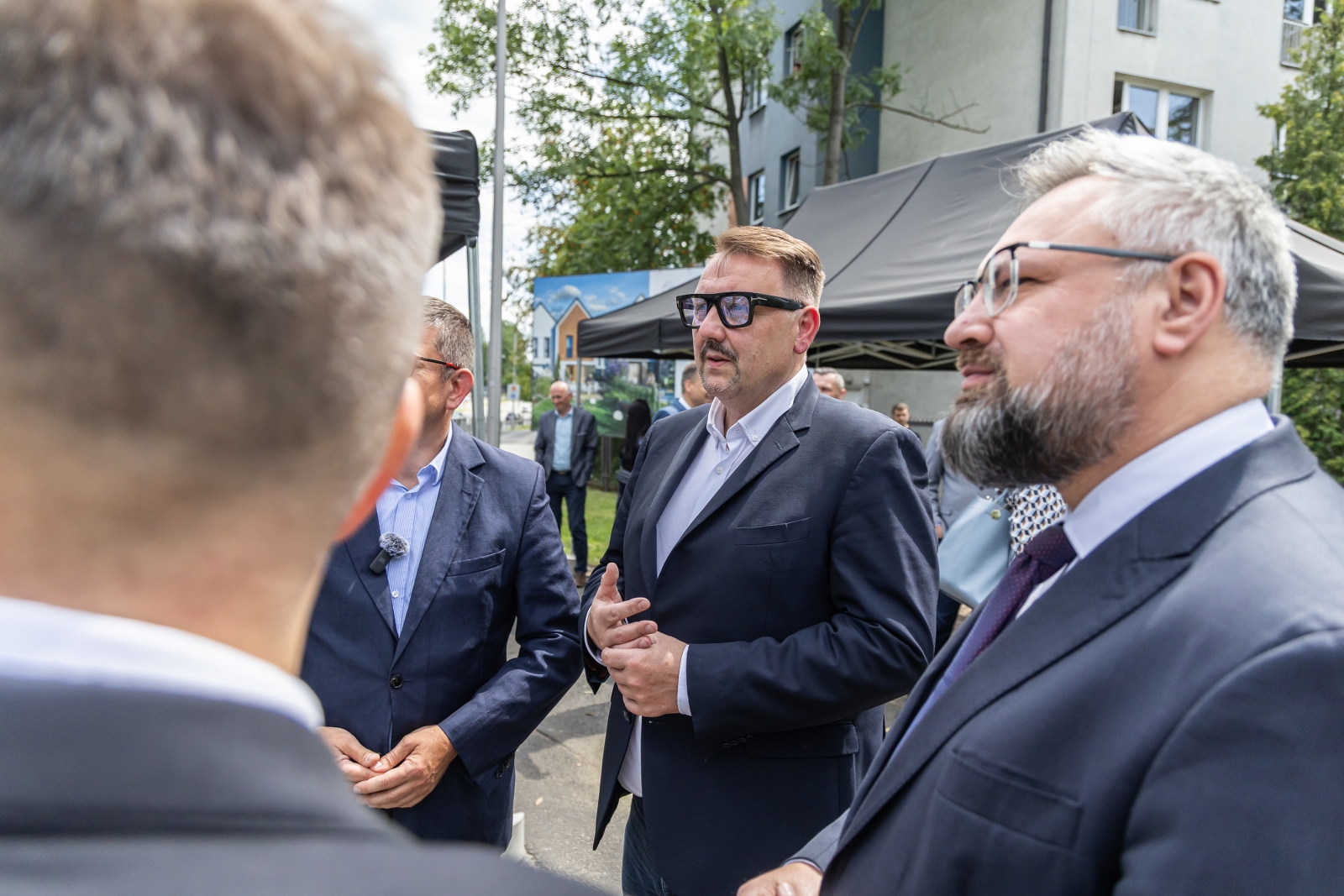 na zdjęciu osoby podczas konferencji