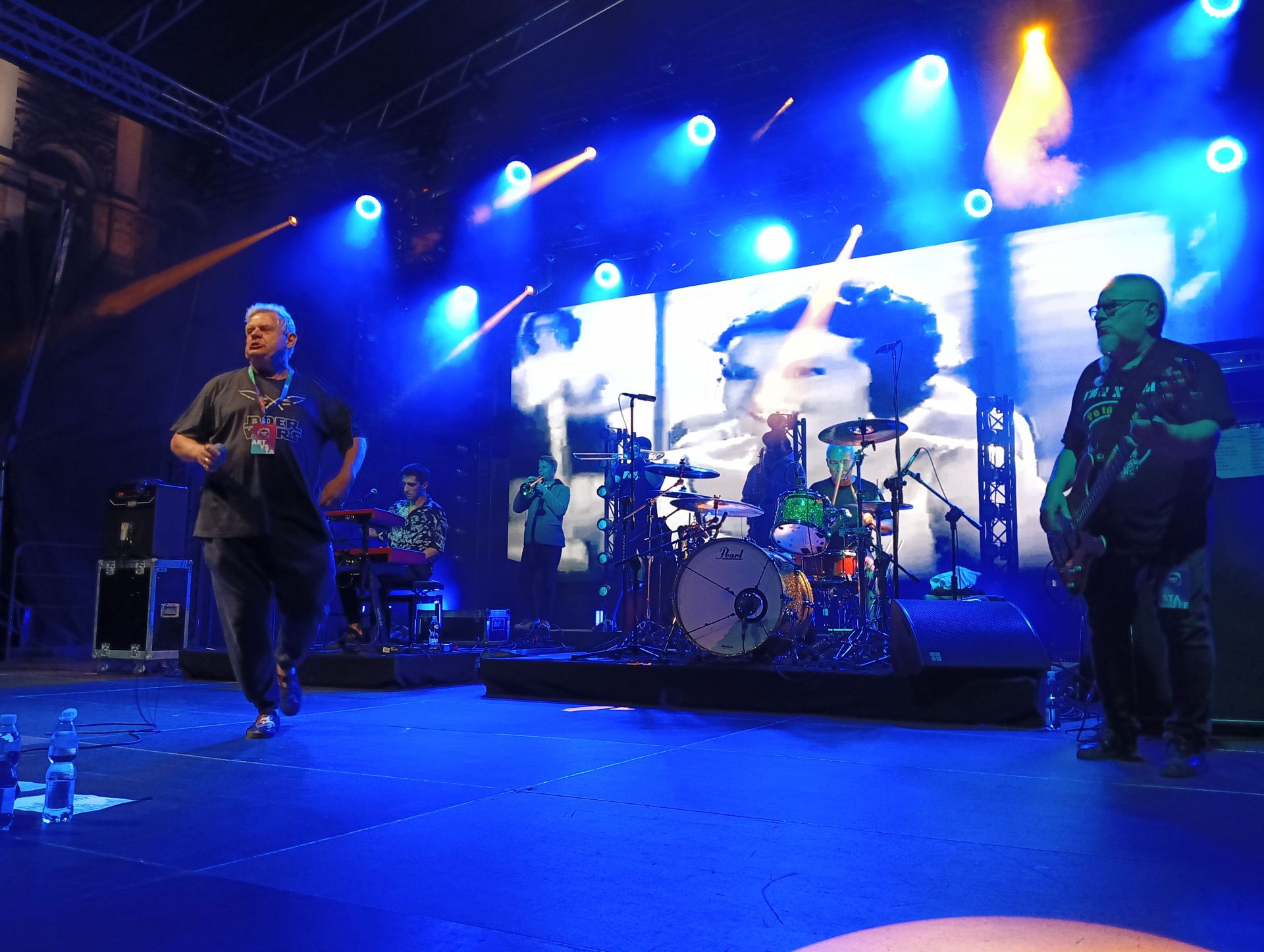 Na zdjęciu koncert zespołu KULT