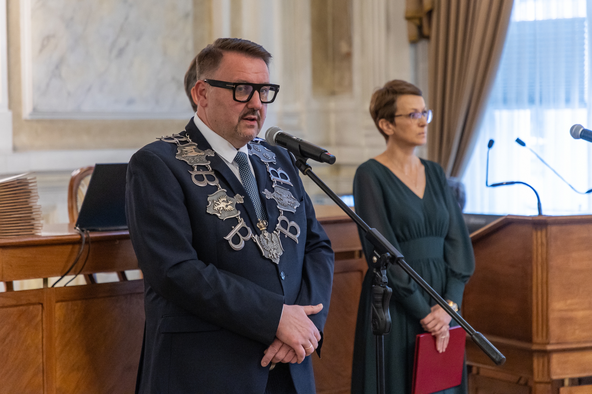 Na zdjęciu małżeńskie jubileusze w Ratuszu