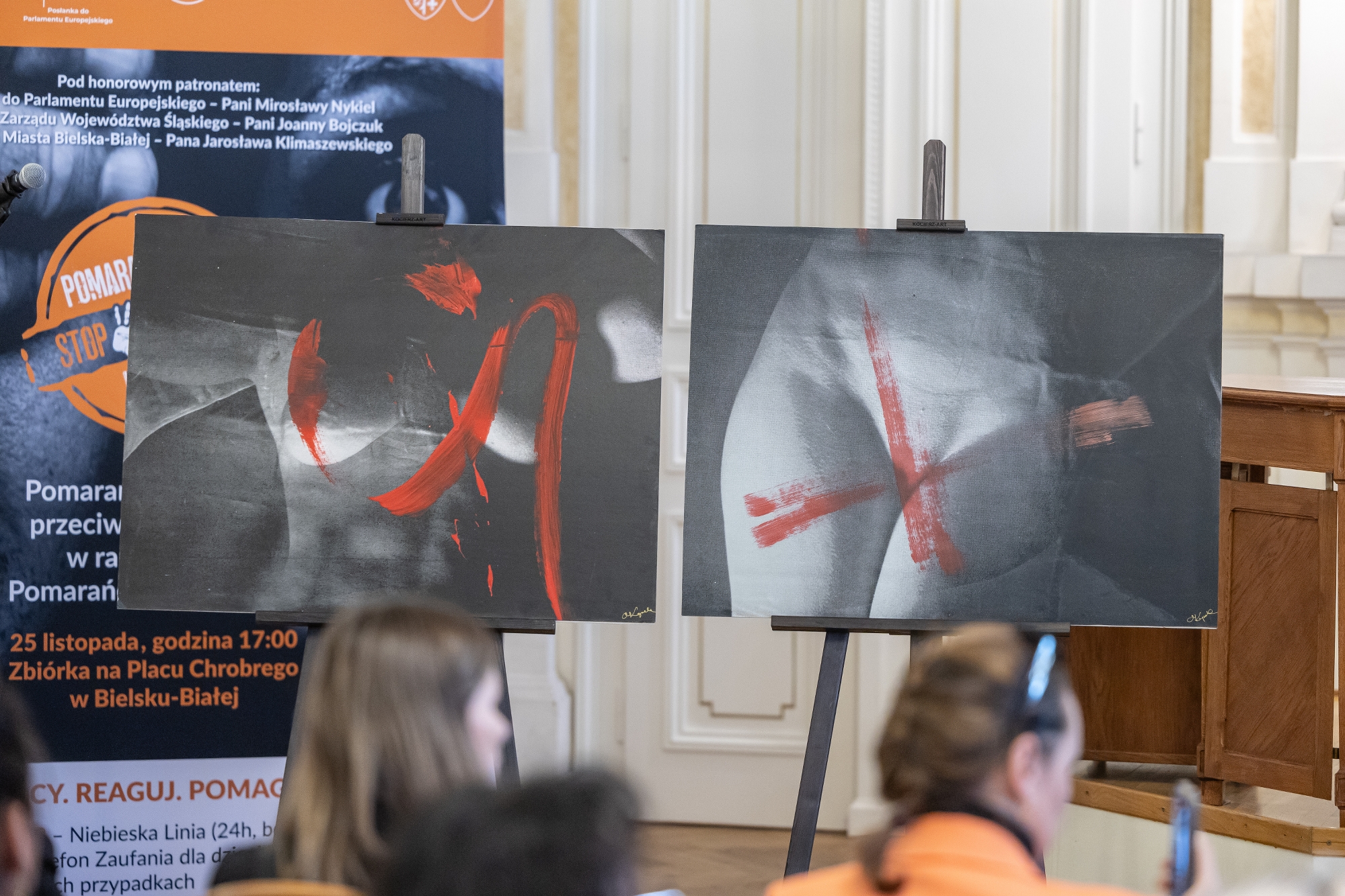 Spotkanie w sali sesyjnej