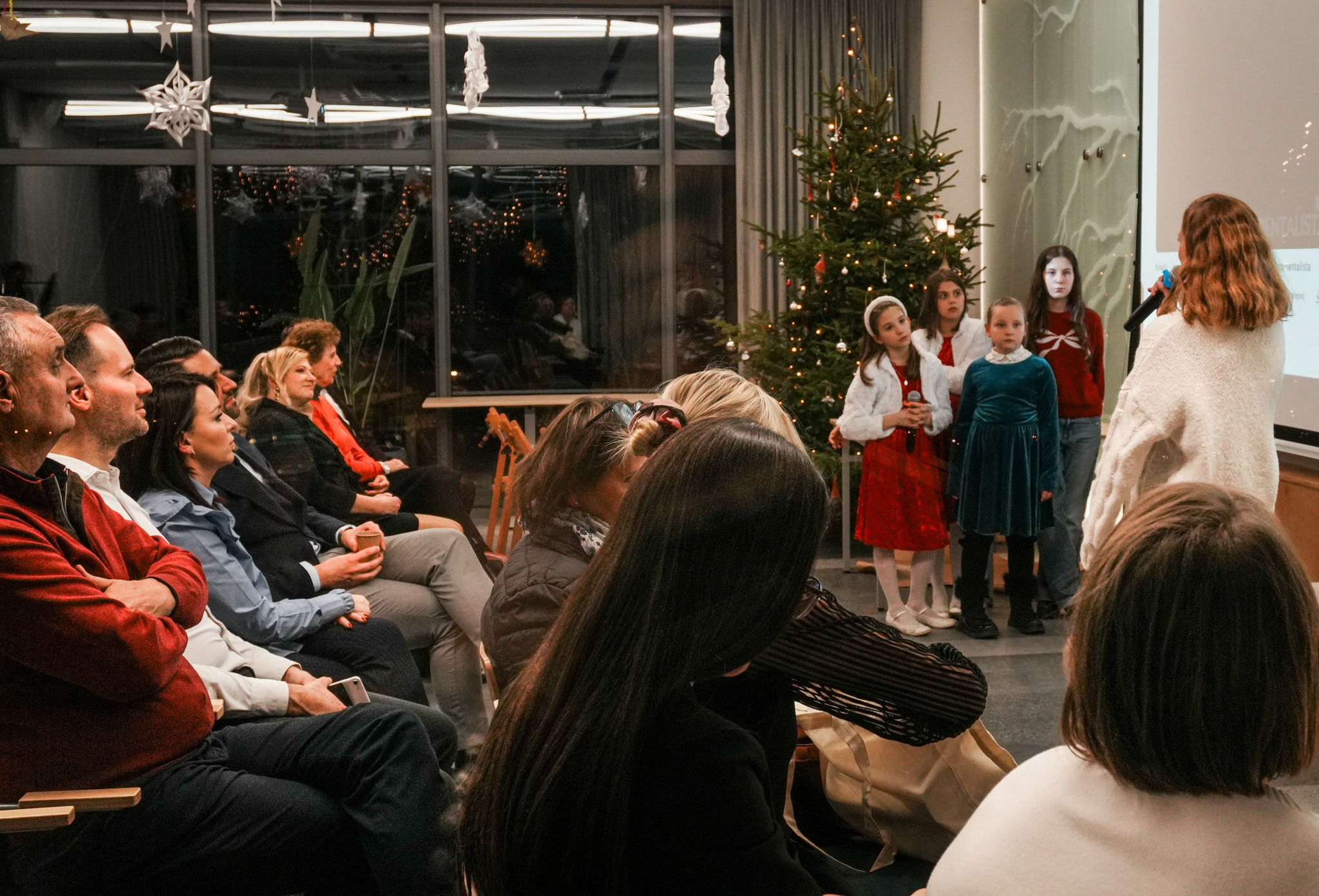 na zdjęciu spotkanie w Ekosyntezie 