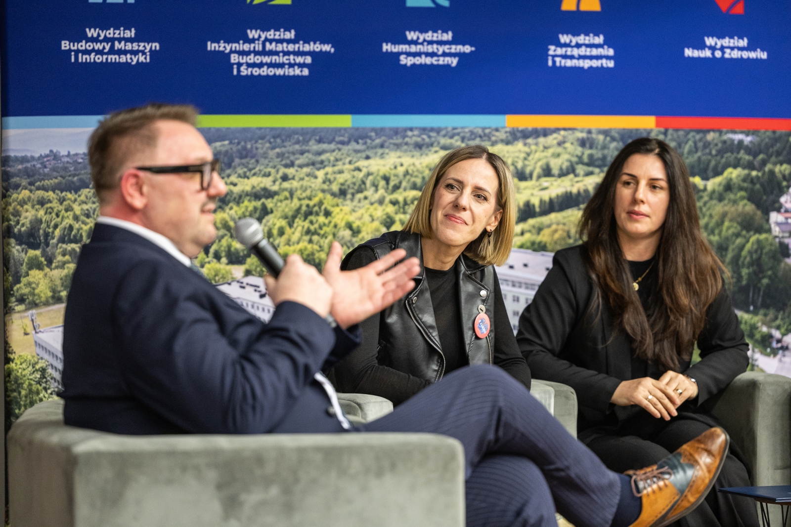 na zdjęciu prezydent i organizatorki wydarzenia