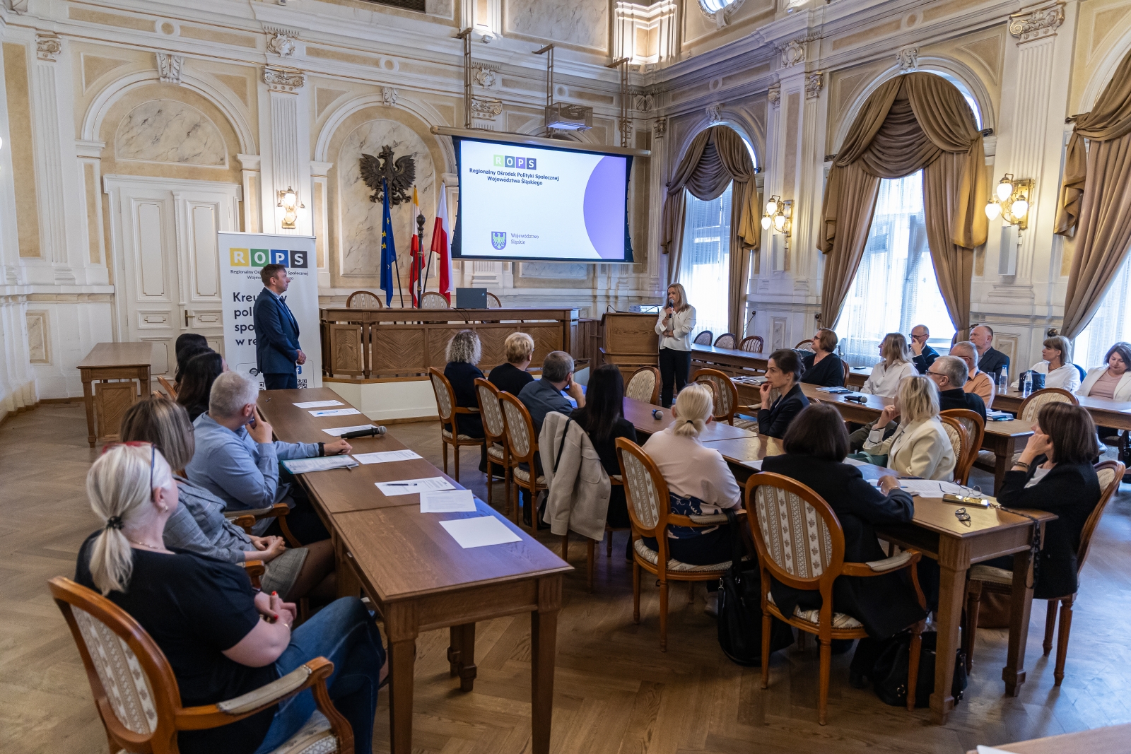 na zdjęciu uczestnicy konferencji