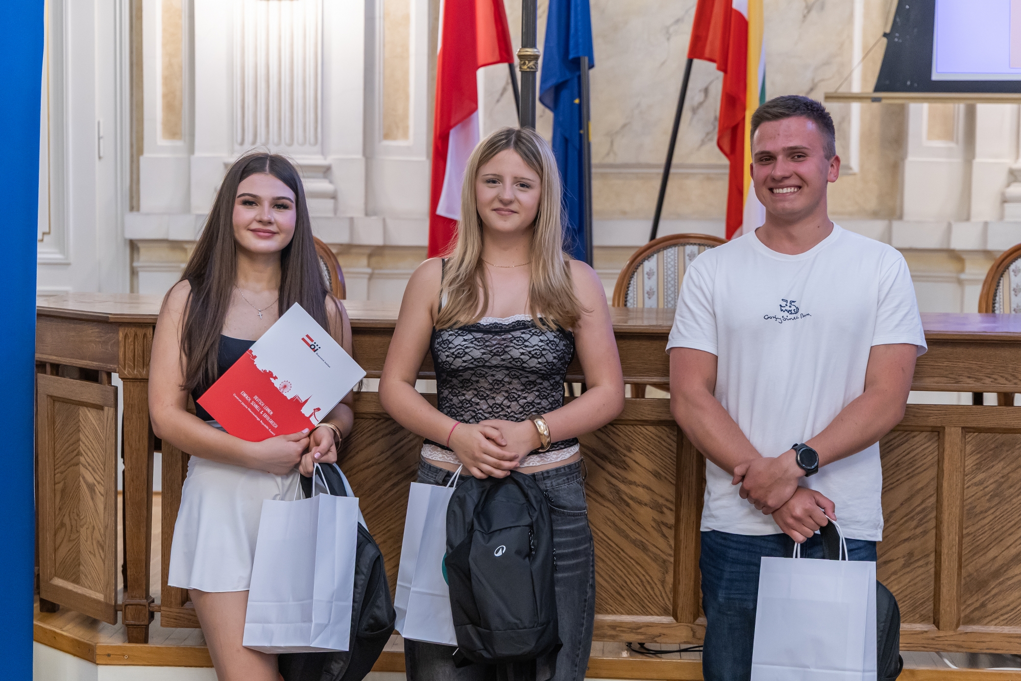 Na zdjęciu laureaci projektu 