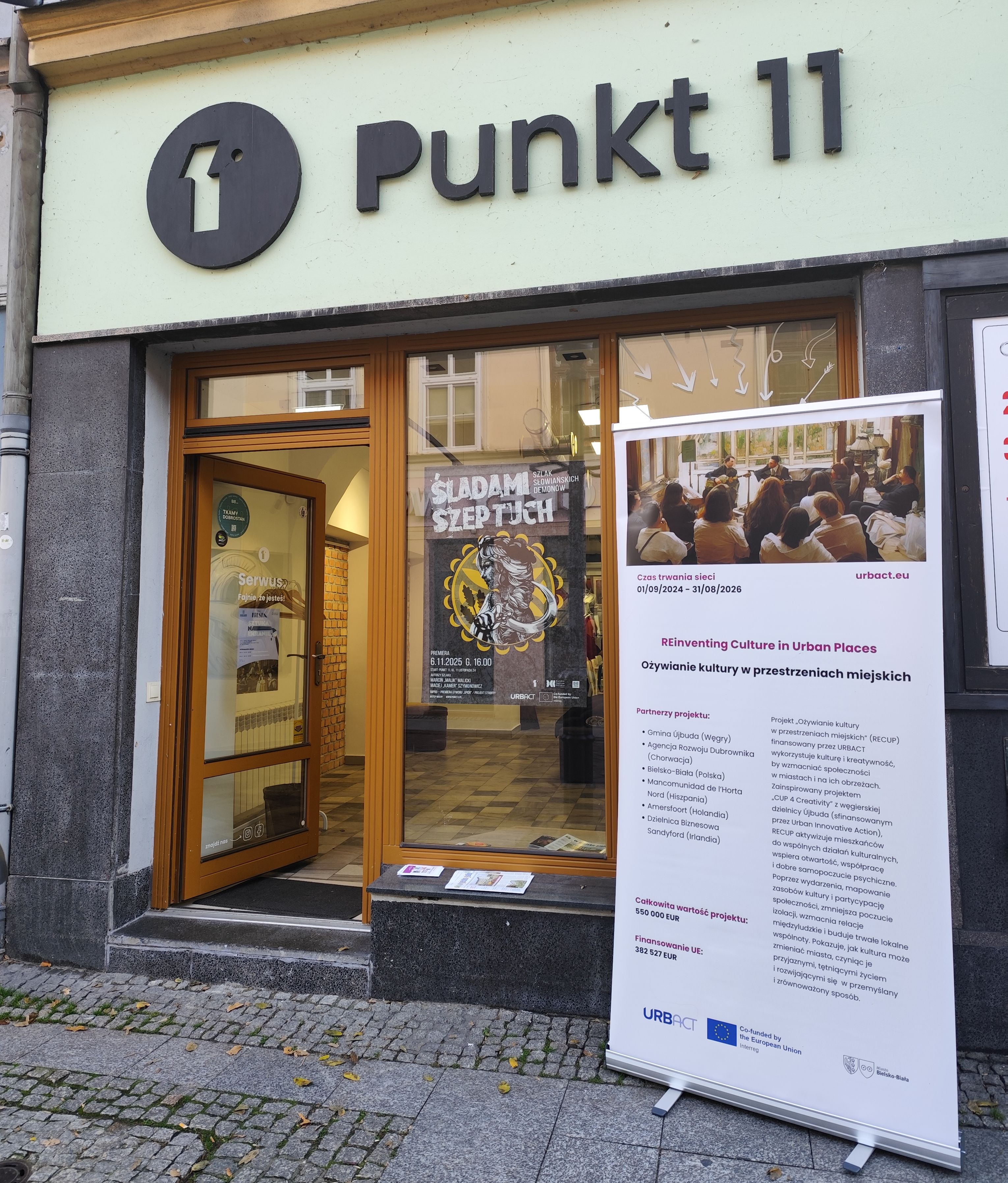 Na zdjęciu  budynek