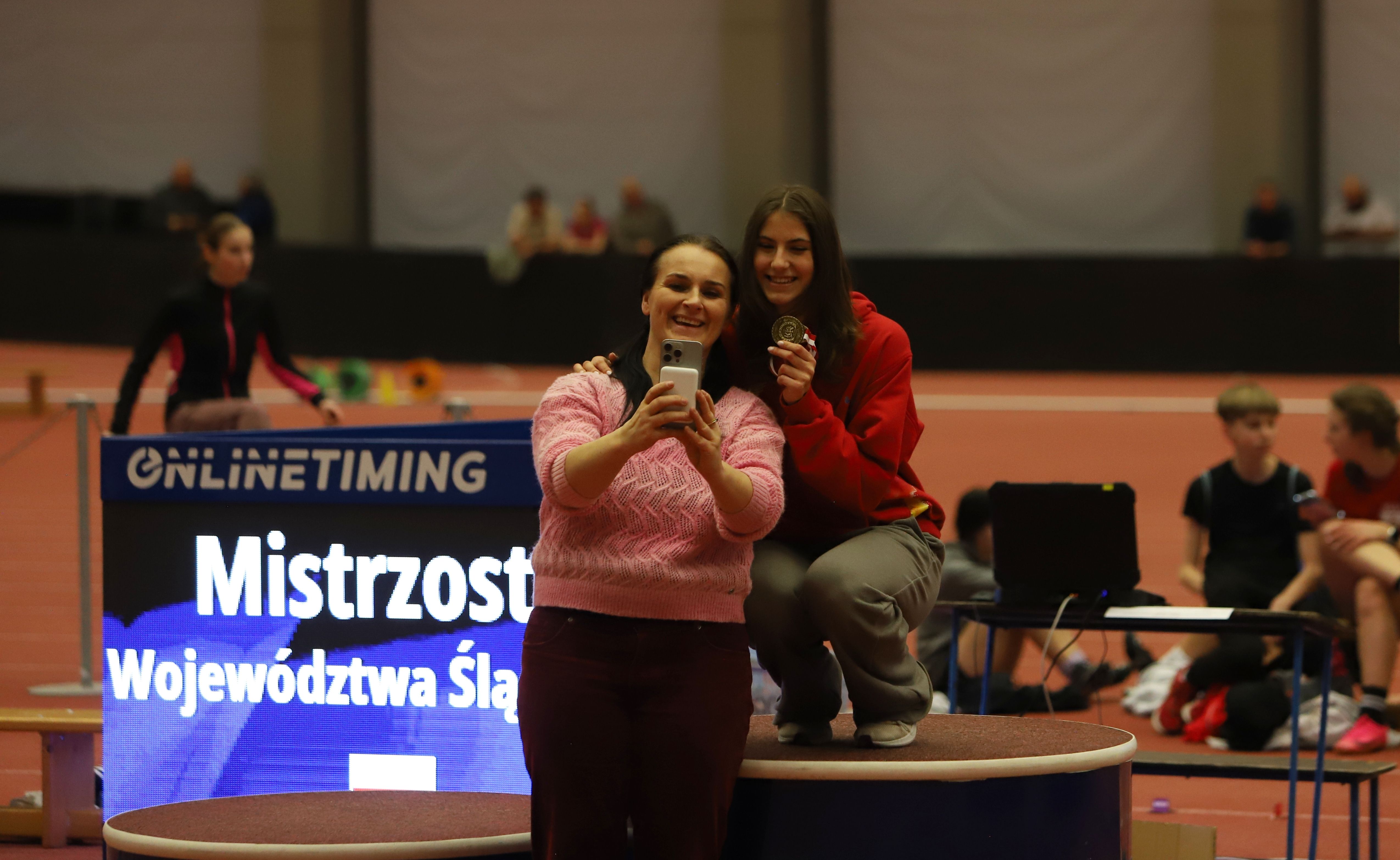 Na zdjęciu zawodnicy  