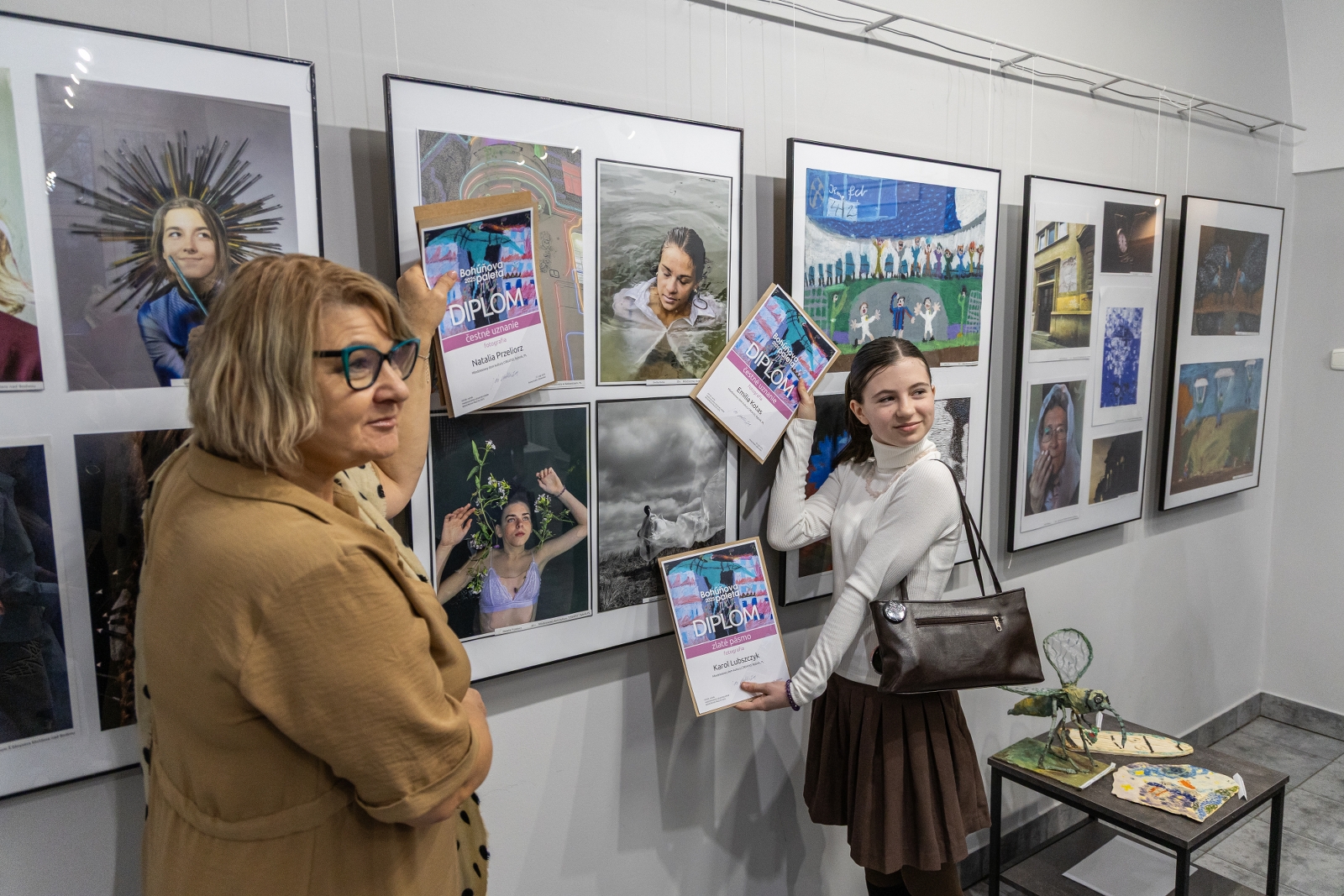 laureatka przy pracach 