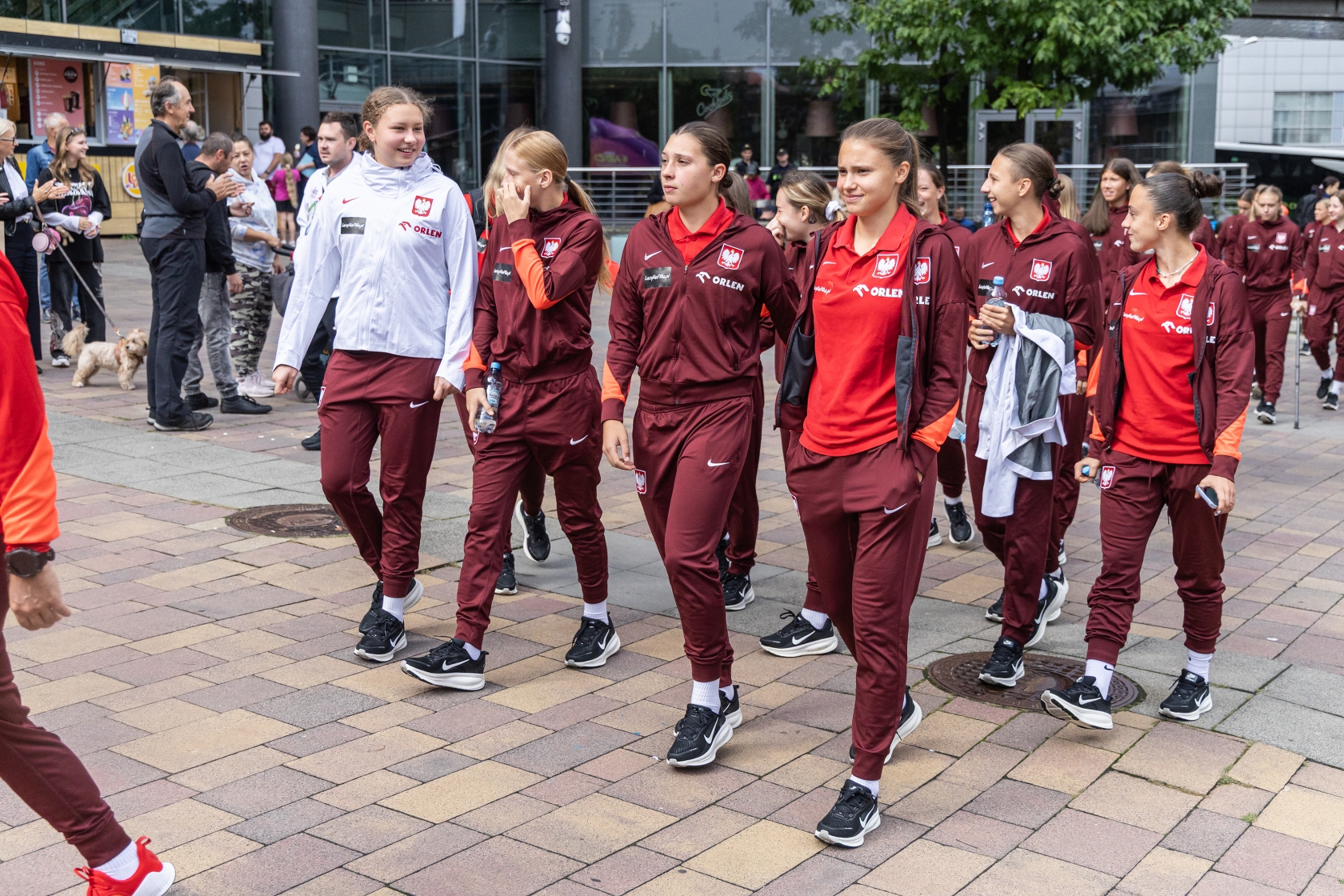 Na zdjęciu spotkanie z piłkarkami U20 