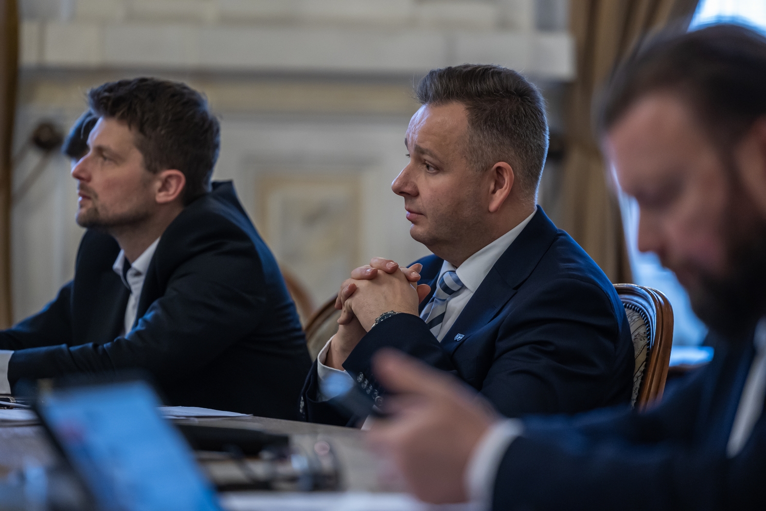 Na zdjęciu Przemysław Kamiński z zarządem miasta 