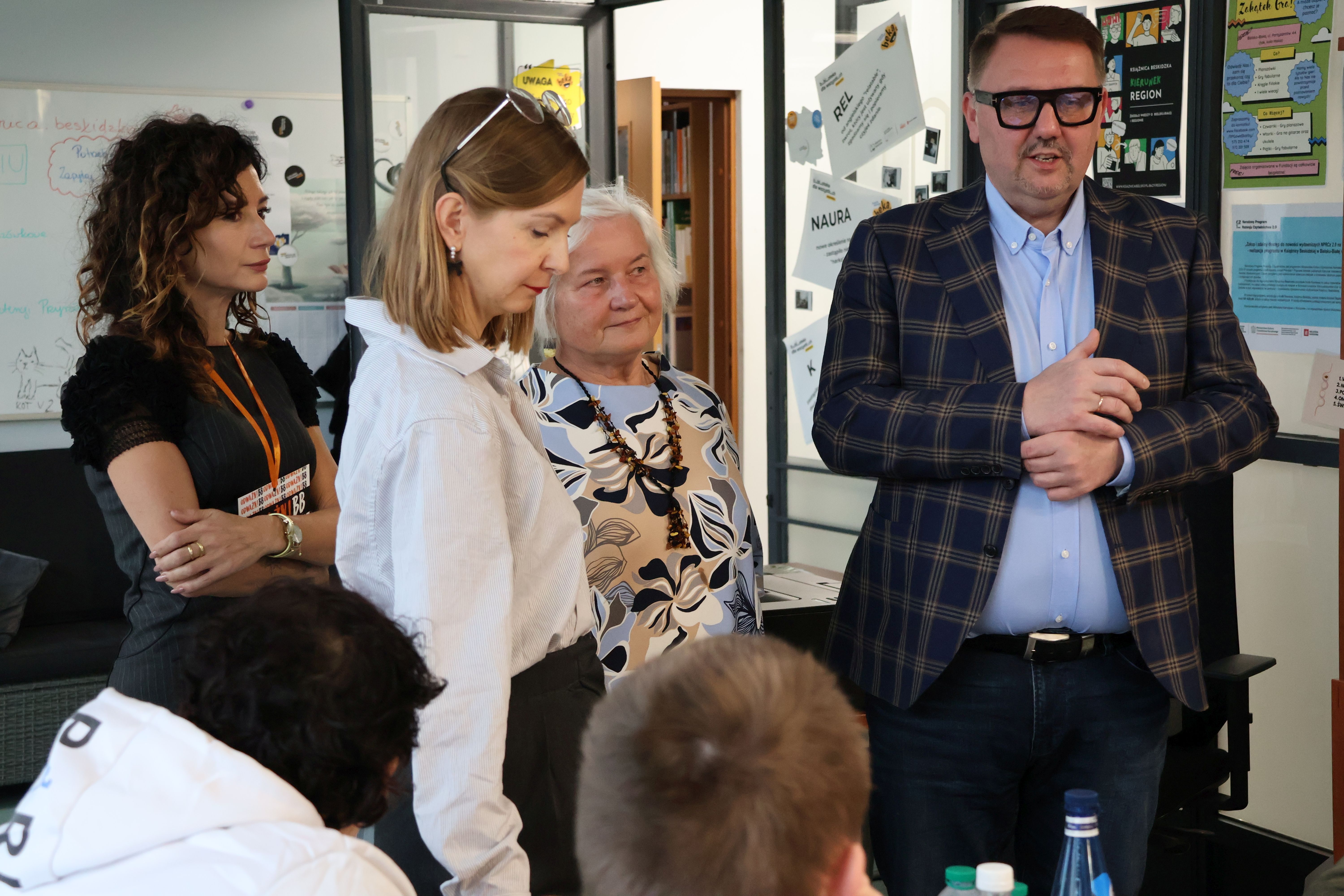 Na zdjęciu spotkani pt. Tarcze obronne w Książniczy Beskidzkiej