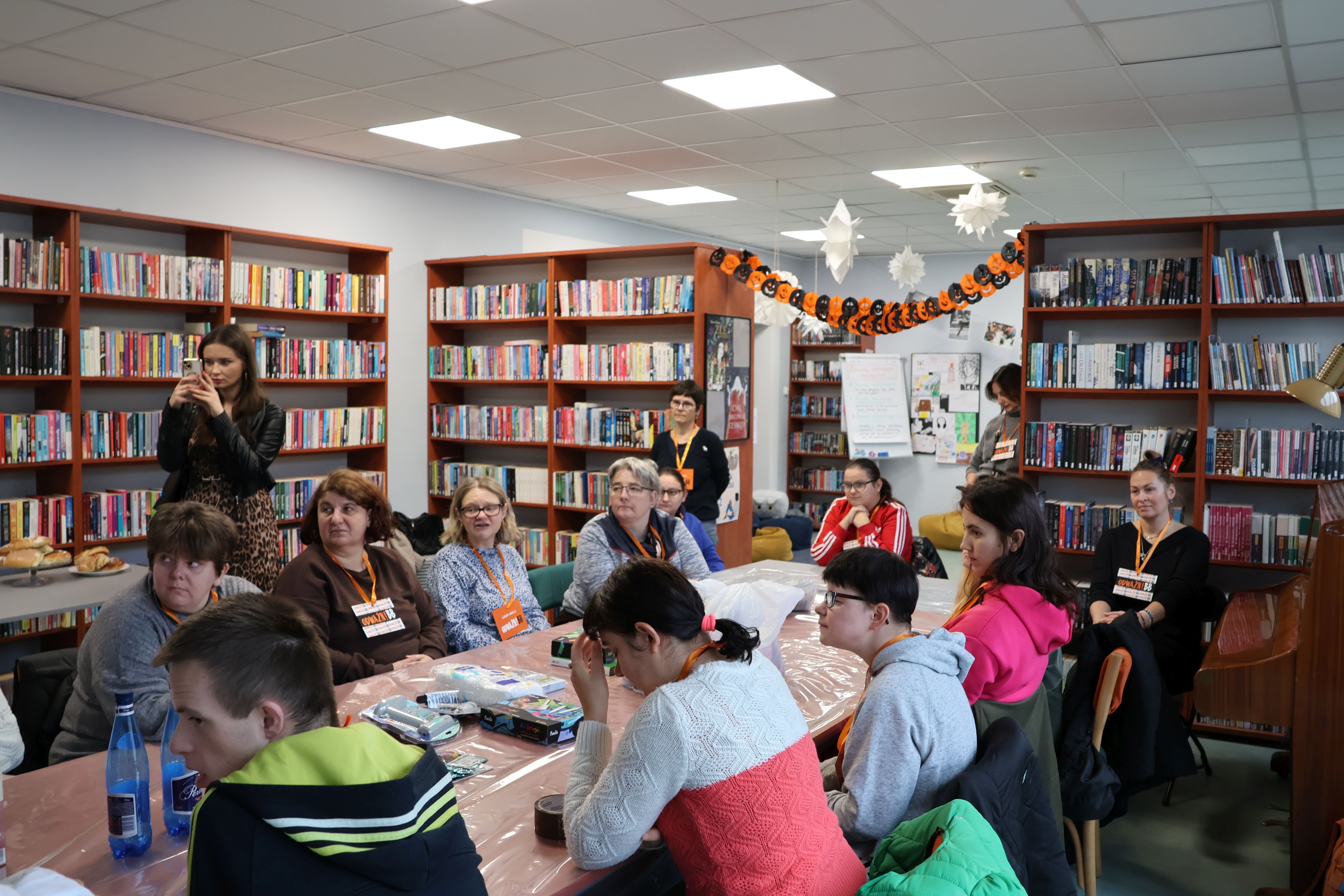 Na zdjęciu spotkani pt. Tarcze obronne w Książniczy Beskidzkiej