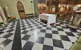 Kościół p.w. św. Małgorzaty po odtworzeniu posadzki w prezbiterium.