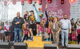 fot. Paweł Sowa/Wydział Prasowy UMBB na zdjęciu osoby podczas biegu