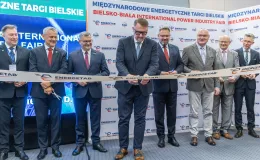 fot. Paweł Sowa/Wydział Prasowy UMBB na zdjęciu osoby podczas targów