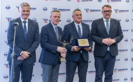 fot. Paweł Sowa/Wydział Prasowy UMBB na zdjęciu osoby podczas targów