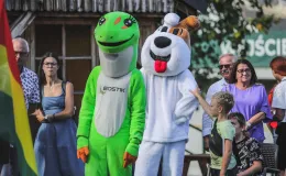 na zdjęciu siatkarki podczas prezentacji