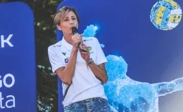 na zdjęciu siatkarki podczas prezentacji