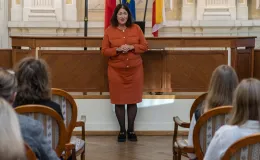 na zdjęciu stypendyści 