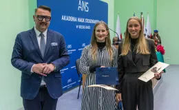 Na zdjęciu uczestnicy inauguracji