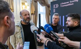 na zdjęciu osoby podczas konferencji