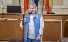 na zdjęciu osoby podczas uroczystości