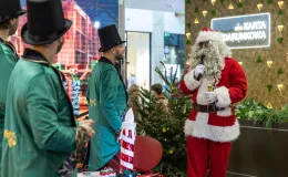 na zdjęciu osoby podczas pikniku