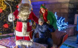 na zdjęciu osoby podczas Świąt na Starówce