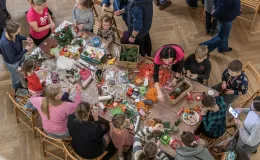 na zdjęciu osoby podczas Świąt na Starówce