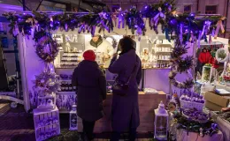 na zdjęciu osoby podczas Świąt na Starówce