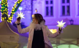 na zdjęciu osoby podczas Świąt na Starówce