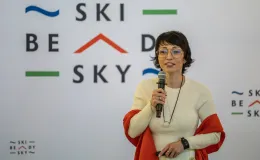 na zdjęciu osoby podczas spotkania