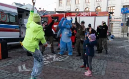 na zdjęciu osoby podczas akcji