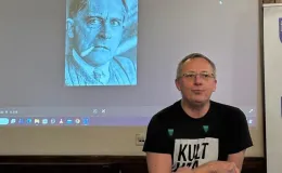 Na zdjęciu promocja książki Witkacego granice 