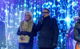 na zdjęciu osoby podczas Sylwestra